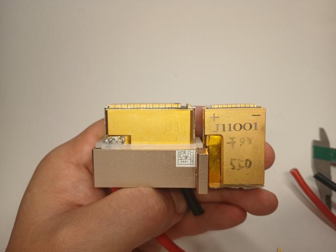 Определение мощности диодного стека по внешнему виду Как отличить 50 и 100 ваттные бары в диодном стекe