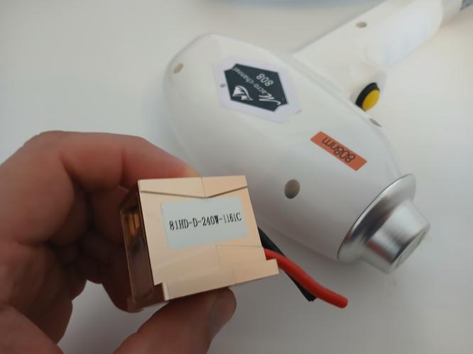 Ремонт ручки лазера с установкой нового 200 Вт стека Замена диодного стека 200 Вт в китайской манипуле