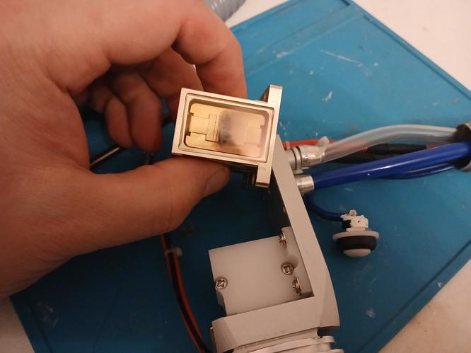 Починили китайскую манипулу, заменив стек Неисправный стек в манипуле — произведена замена