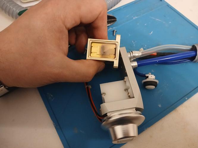 Ремонт бюджетной лазерной манипулы с новым стеком Замена китайского диодного модуля на 200 Вт