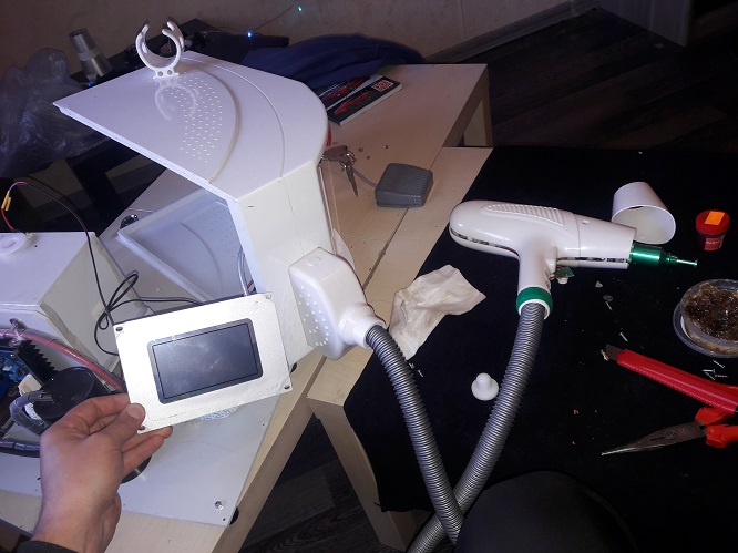 лазер для удаления тату, кто ремонтирует в Краснодаре,телефон,ремонт