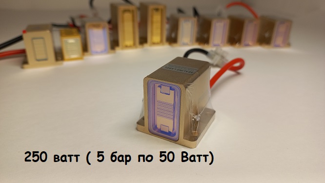купить, цена на На фото ниже макро канальный диодный лазерный стэк ( лазерный стэк, диодная матрица) мощностью 250 ватт ( 5 бар по 50 Ватт).
